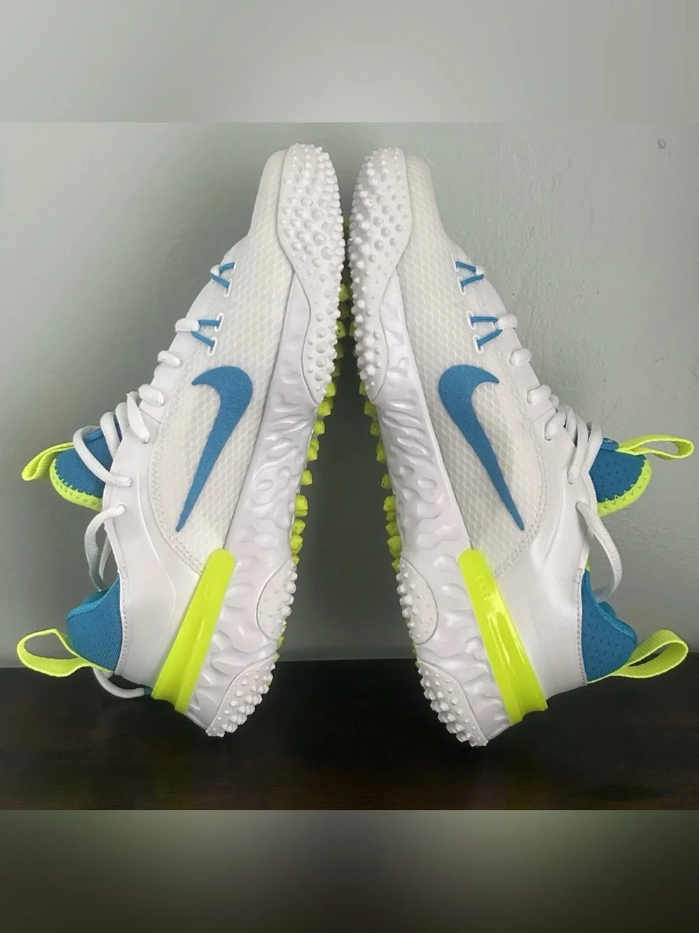 Nike Huarache 9 Elite TF SE Lacrosse Shoes Turf Cleats White Size 5 FV6148-100